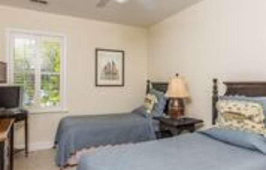 Sea Gate Inn St. Simons Island Camera foto